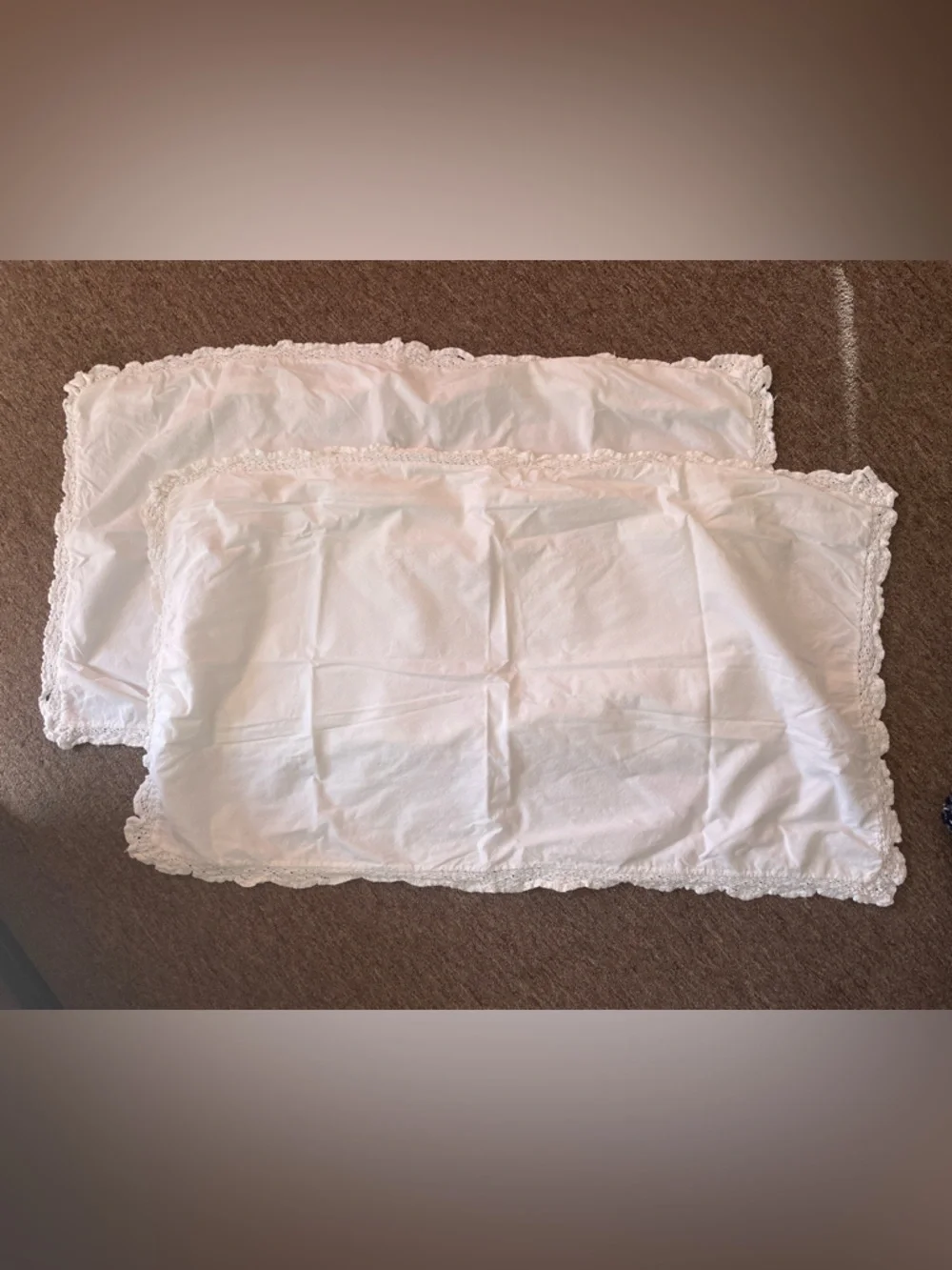 Piubelle White Decorative Lace-Edge Pillow Shams - Classic Home Bedding - Picture 2 of 14